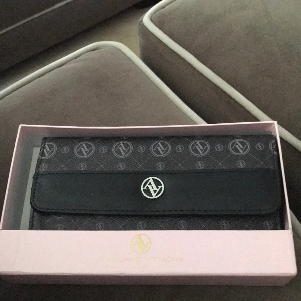 Adrienne Vittadini Wallet